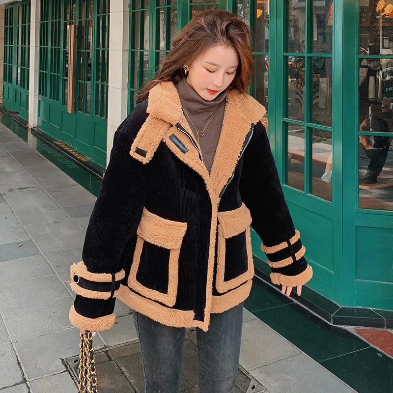 Stand-up collar lamb wool stitching corduroy jacket women winter 2021 new style Korean loose thick short cotton-padded jacket