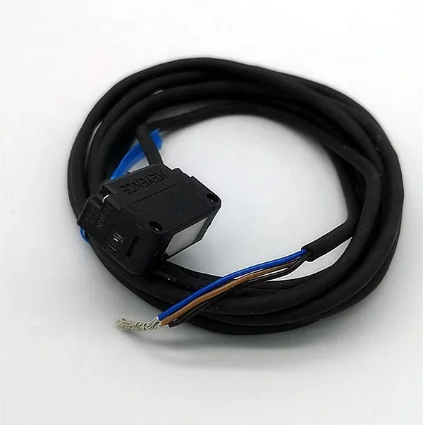 

PZ-G62N Built-in amplifier photoelectric sensors NPN New original