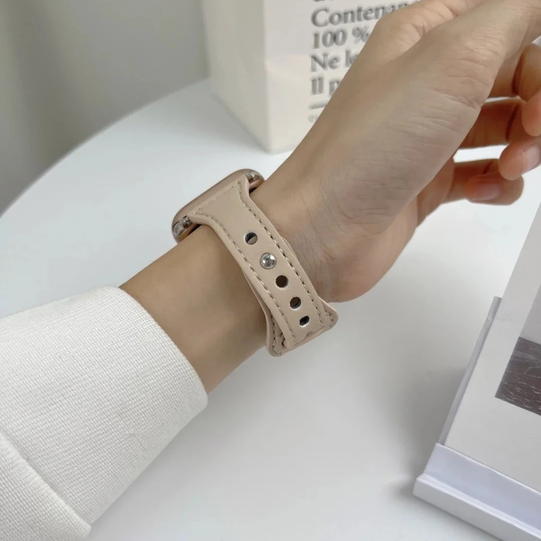 Slim Leather Watch Band for Apple Watch 987654321Se Women's Fashion Compatible with IWatch 38/40/41mm 42/44/45/49mm iwatch strap