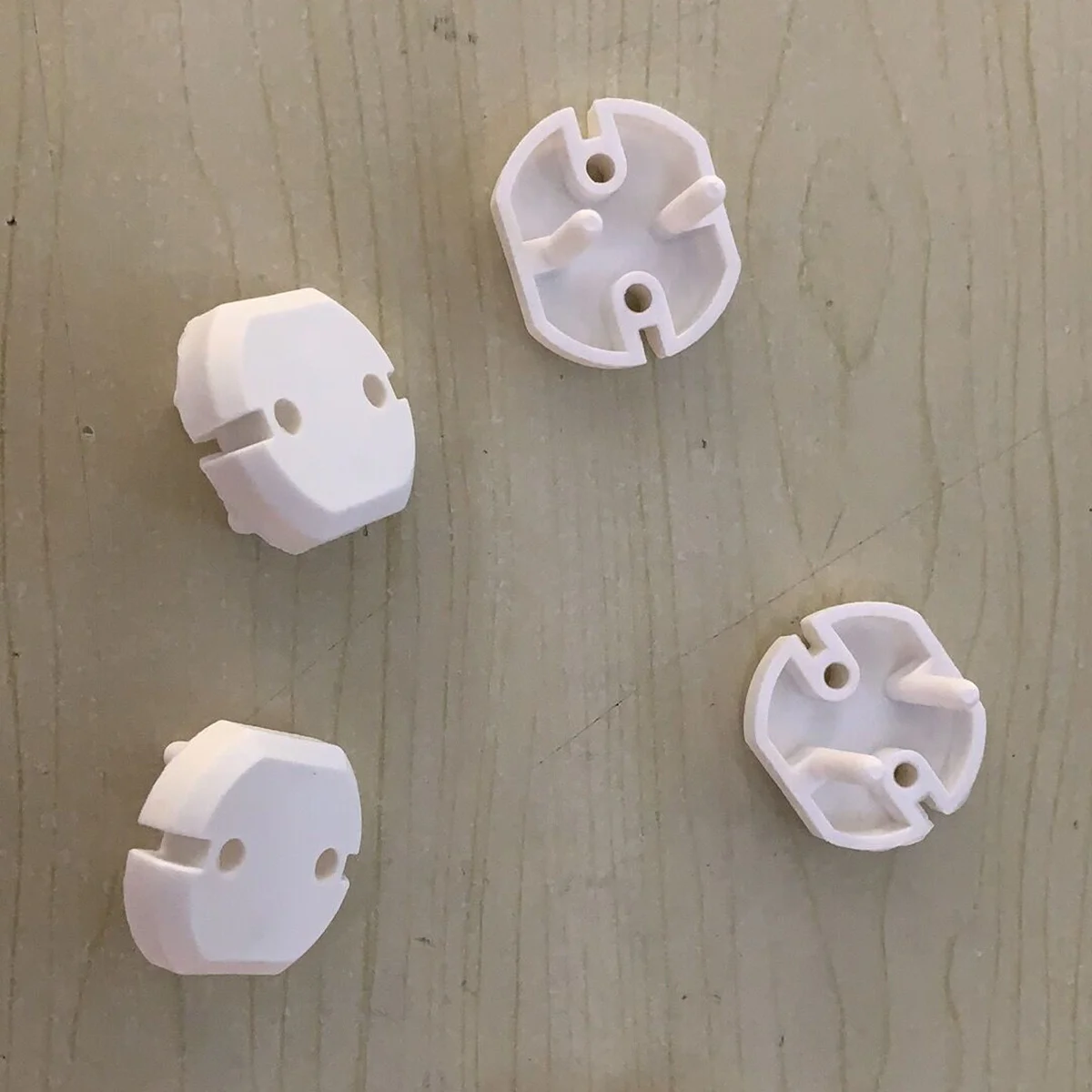 

5Pcs Child Safety Socket Covers Secure ABS Plastic Electric Outlet Protectors Preventing Shock Eu Standard Plug Socket Covers