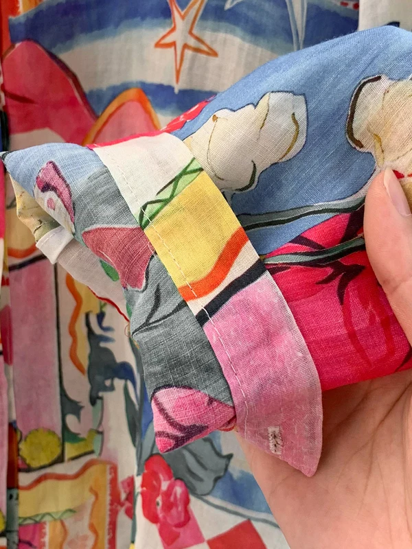   Damska bluzka z długim rękawem, nadrukiem, idealna na wiosnę i jesień, luźna, klasyczny kołnierzyk, oddychająca, wygodna, modna.