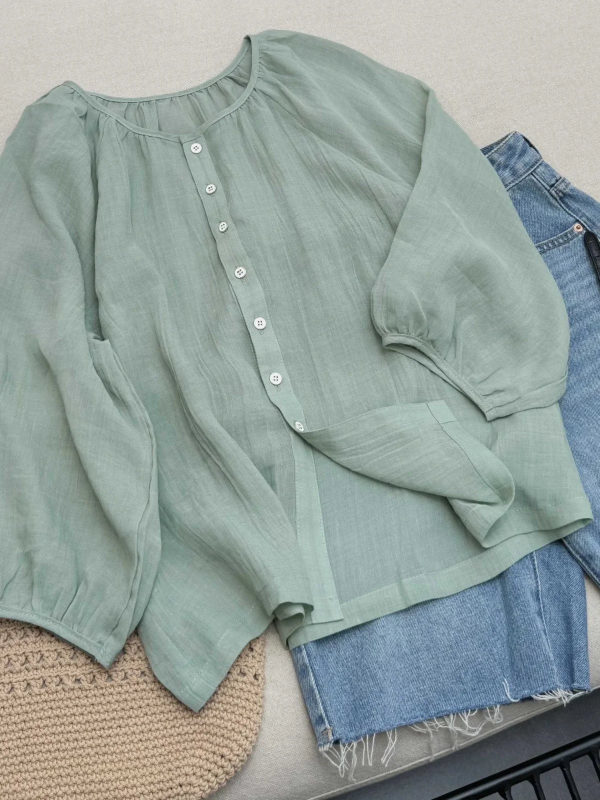

Linen Shirt Women Summer Lantern Sleeve Gentle Wind Seven Sleeve Sun Protection Doll Shirt Linen Top Vintage Loose Fit Button...