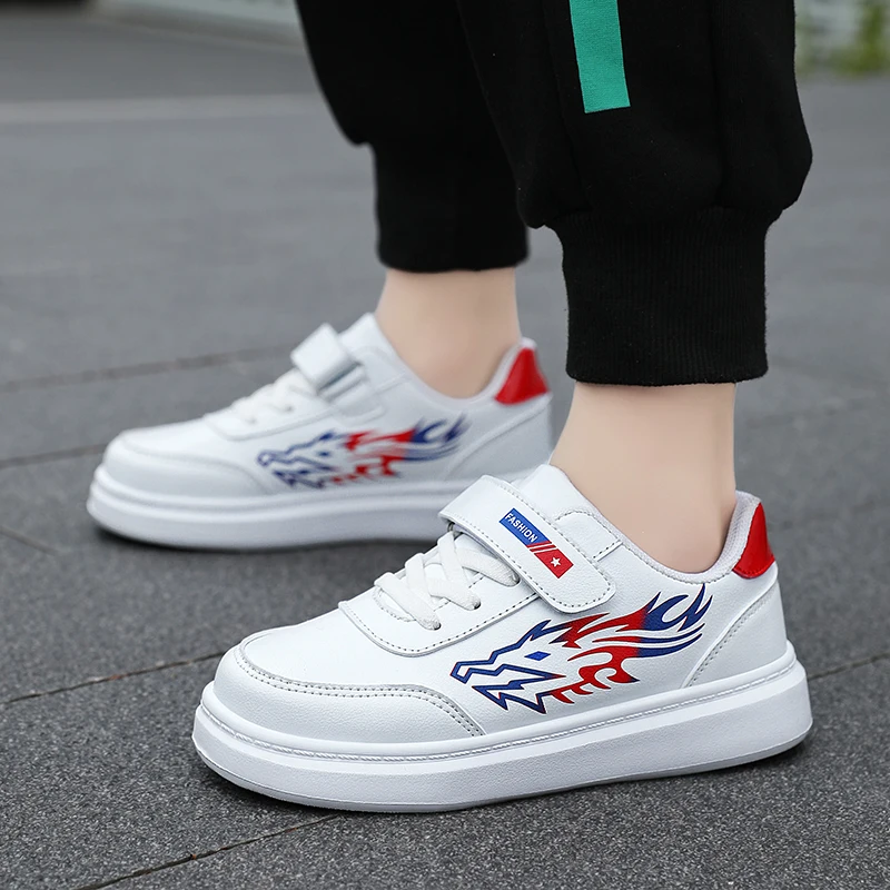 New Low Cut Lightweight Children Sports Shoes Autumn Support Balance Running Shoes Outdoor Anti Slip Wear resistant Casual Shoes