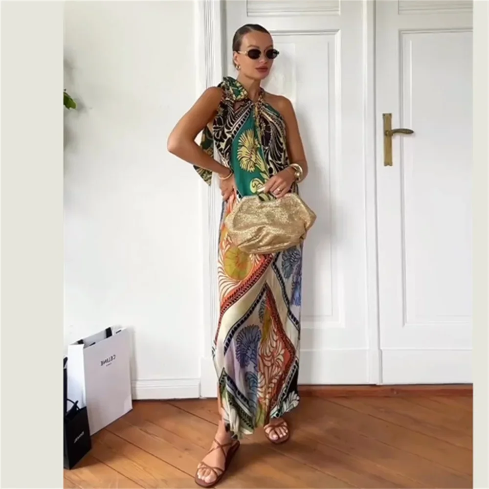 PB&ZA2024 jesienna nowa damska modna sukienka z temperamentem slim fit casual leniwy styl wiszฤ
ca sukienka z nadrukiem na szyi