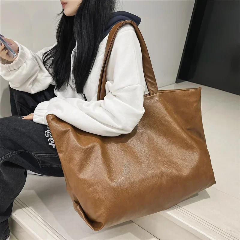 Large Capacity PU 2024 Hot Selling Shoulder Bag Zipper Solid Color Simple Fashion Tote Bag Soft Versatile Popular Handbag