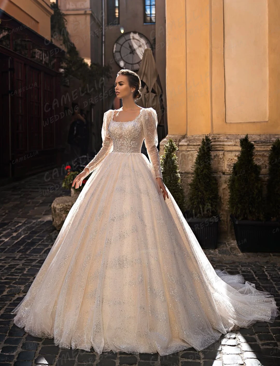 Proste suknie ślubne z tiulowymi aplikacjami, seksowne suknie ślubne w kształcie litery A z kwadratowym dekoltem, suknie ślubne z długim rękawem, Vestidos De Novia, możliwość personalizacji.