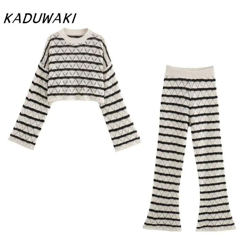 

KADUWAKI Fashion Autumn/Winter Round Neck Long Sleeve Hollow Sweater Color Blocking Elastic Waist Knitting Pants Temperament Set