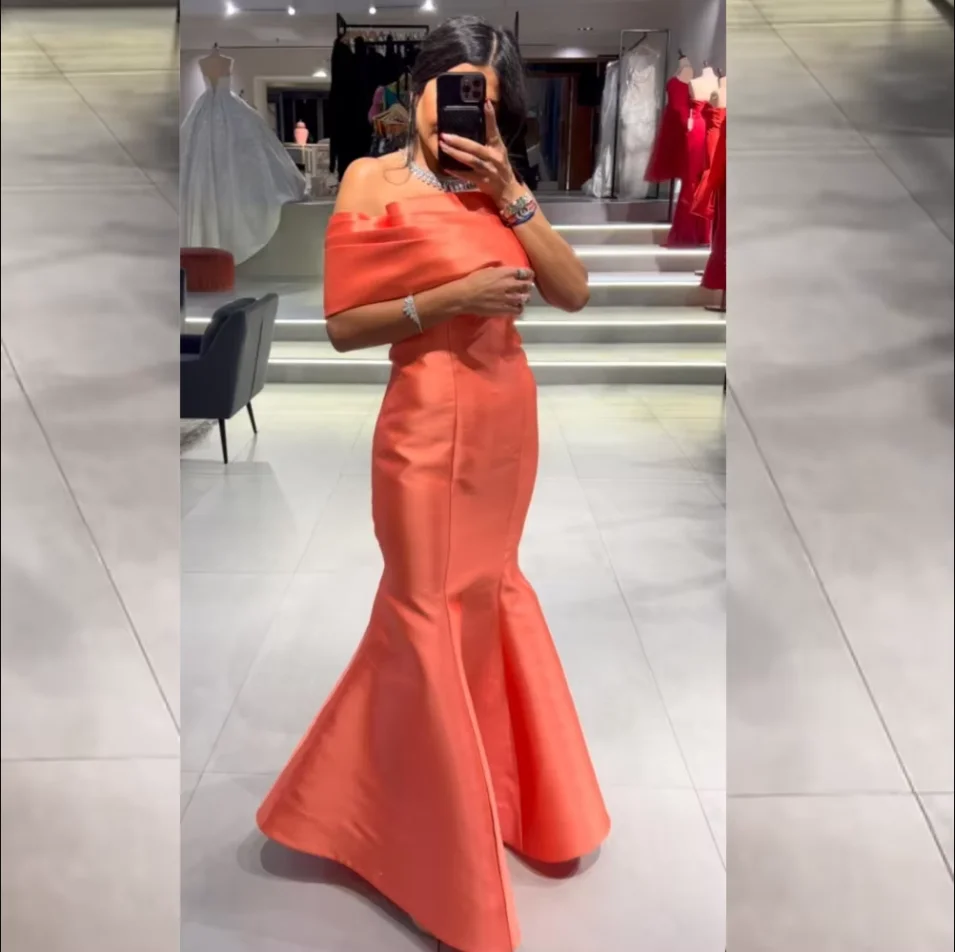 

Индивидуальные платья для выпускного вечера Charmeuse со складками на День святого Валентина, вечернее платье с вырезом лодочкой, платье на заказ