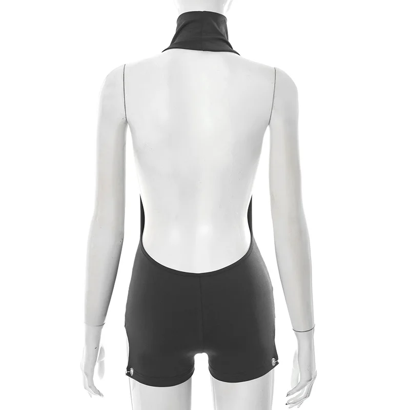 Sexy sem costas playsuits feminino halter gola alta sem mangas magro corrente de metal pêssego hip meia-noite estilo selvagem macacão 2025 verão