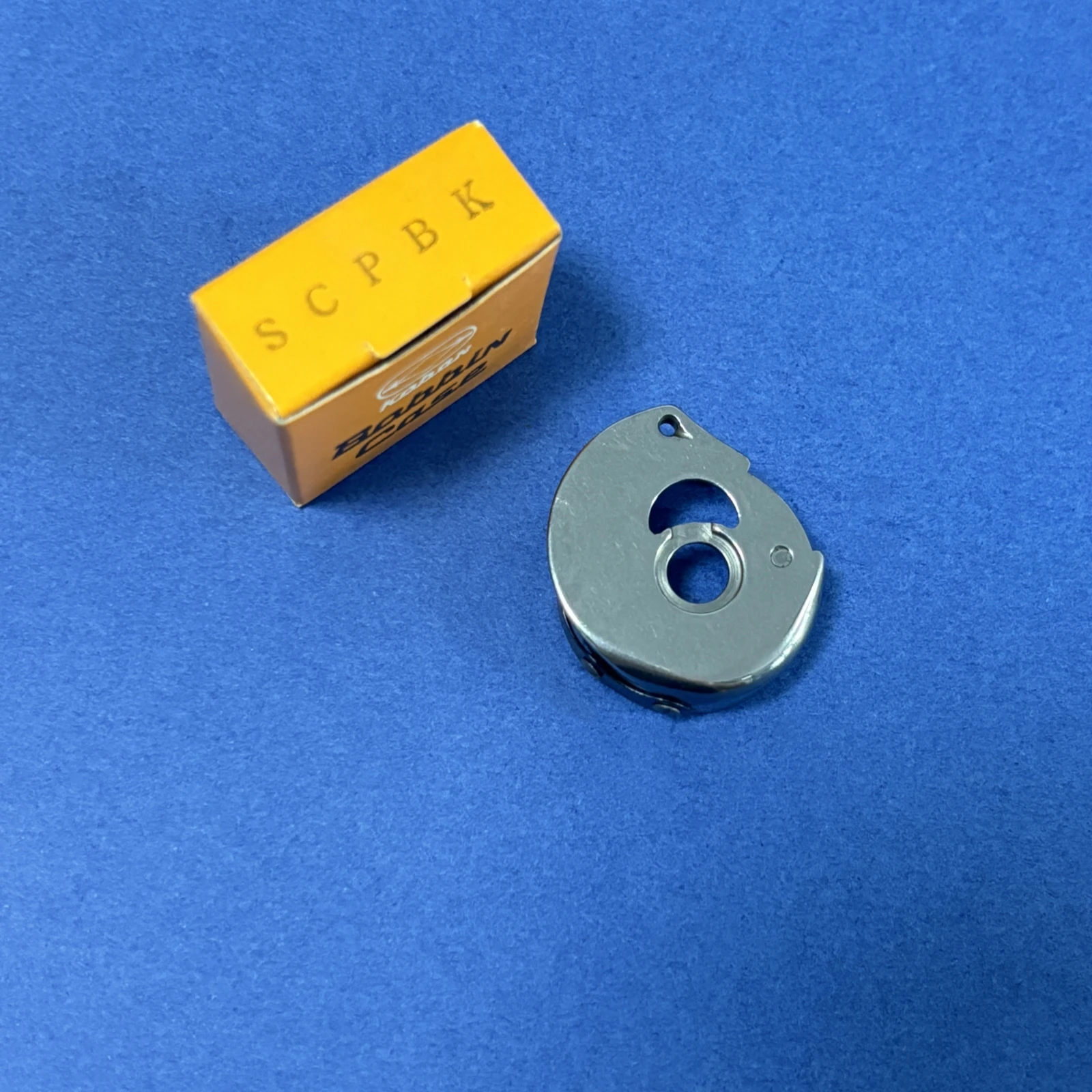 SCP-BK Original Koban Bobbin Case Fit GOLDEN WHEEL CS-3150, 875-3 SEIKO LTW-27BK Sewing Machine Parts For KRT12-5BK Hook use