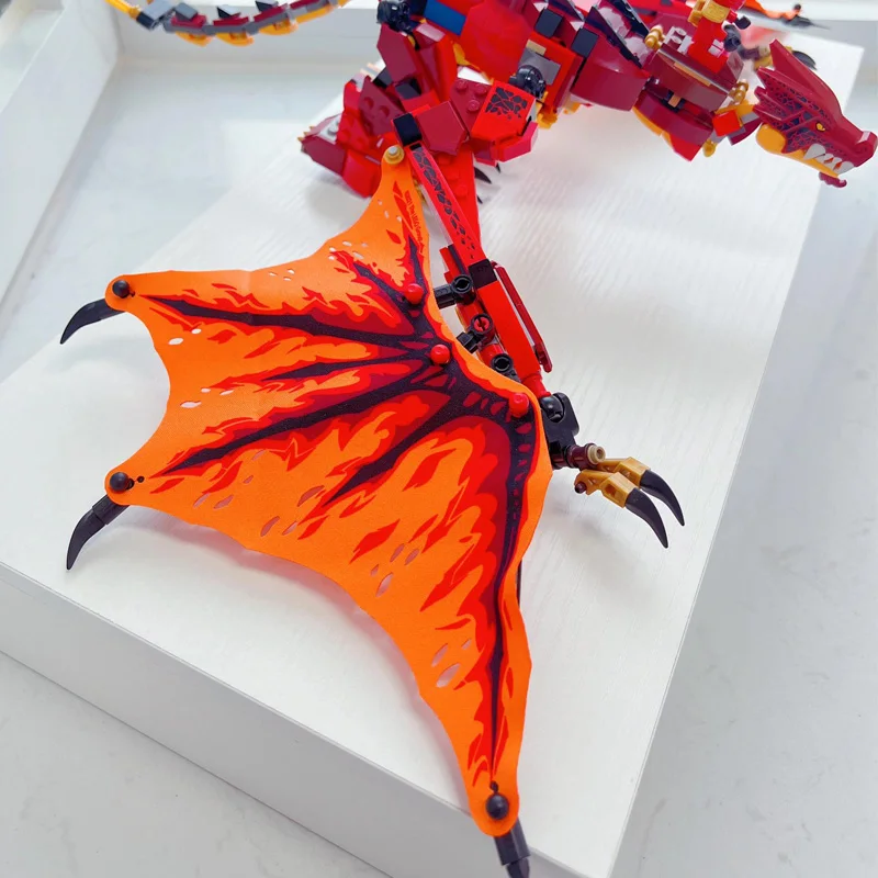 Creative Red Fire Dragon Building Blocks Mecha Flying Dragon Model Bricks Toys for Chilren Christmas Gift