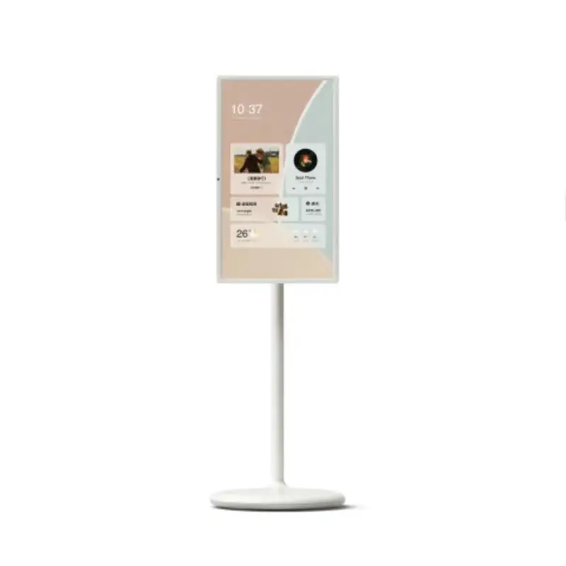 

long battery life, voice assistant, mobile LG screen, smart speaker