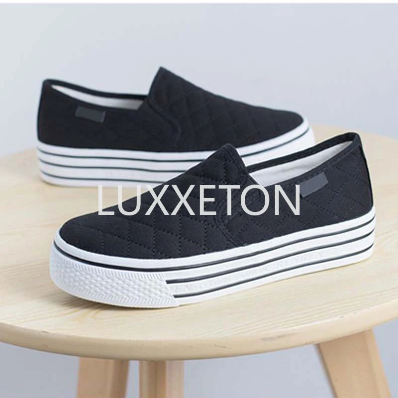 2023 New Flat-bottomed Increased Solid Color Canvas Shoes Casual Light Elastic Vulcanized Sneakers Canvas Shoes for Women