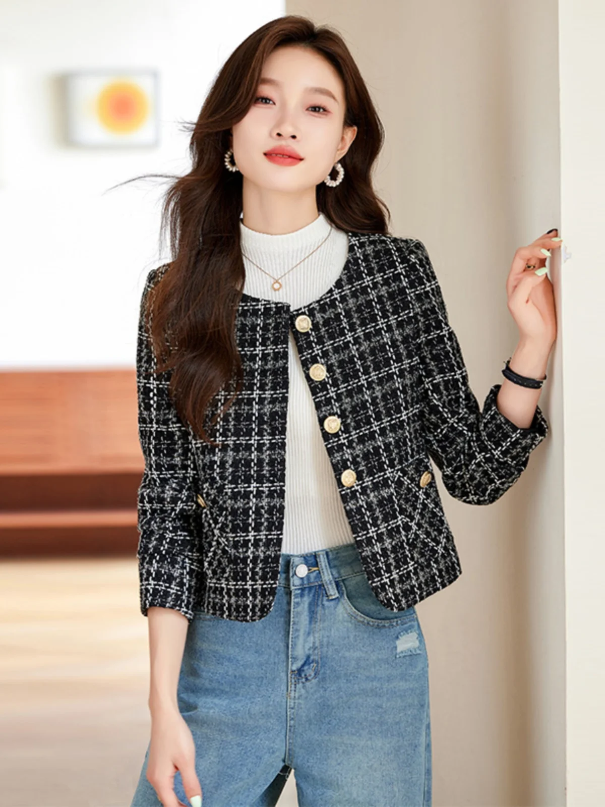Elegant Short Coat for Women Autumn Winter Plaid Design High End Tweed Long Sleeve Top Commute Style Straight Cut Polyester F...