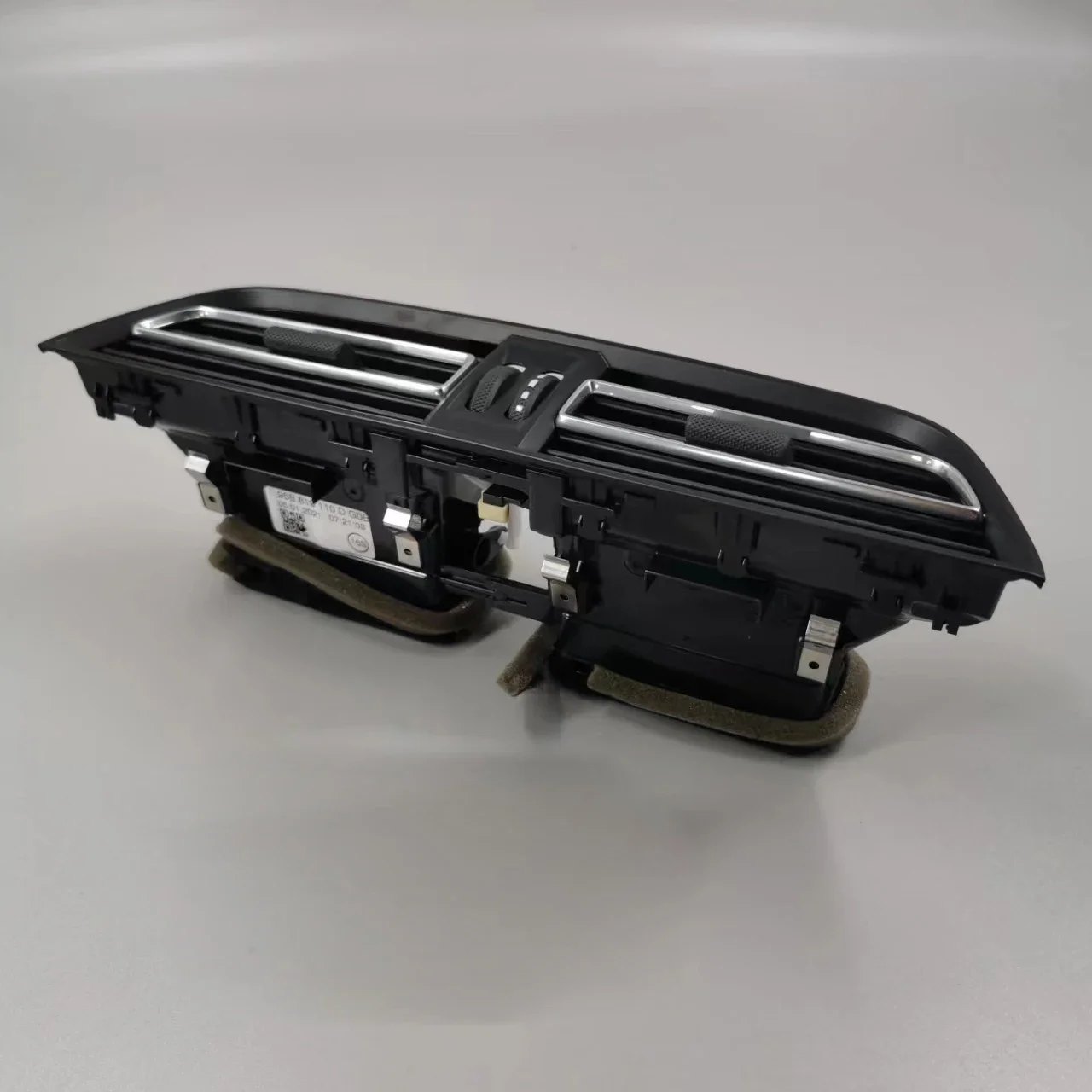 OEM 95B819110D for Pors ch Macan 95B centre dash air conditioning vent