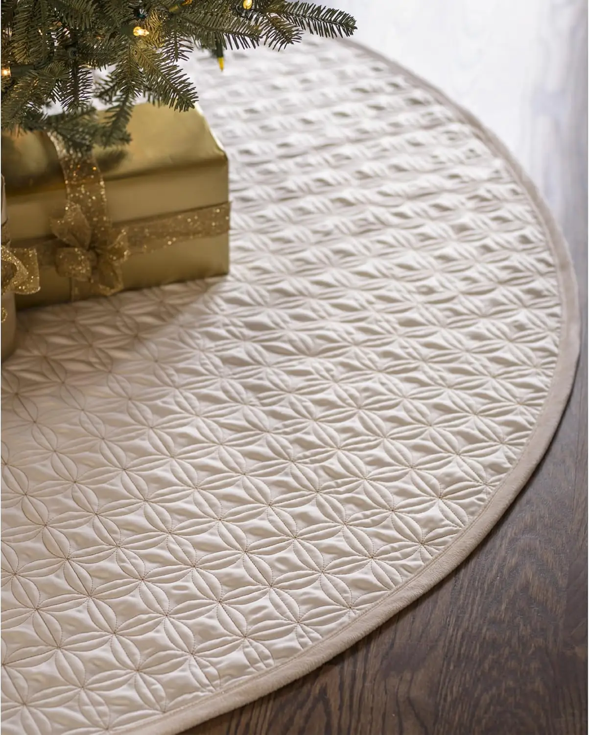 

Стеганая юбка в виде рождественской елки Lancaster — двусторонняя юбка в виде елки с металлической золотой нитью, цвет слоновой кости, 60 дюймов