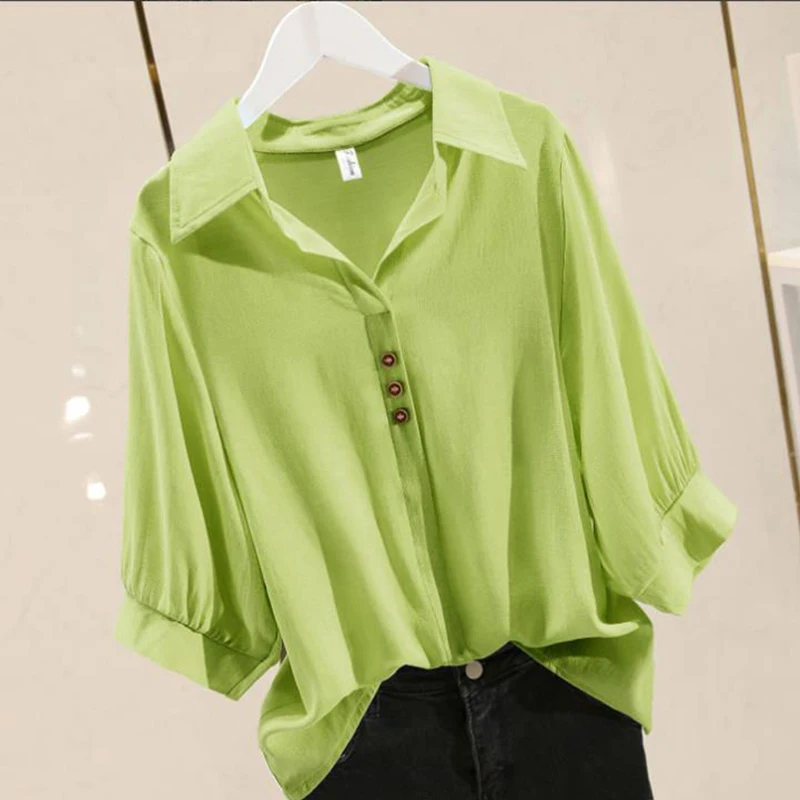 Solid V-neck loose fitting shirt for women's middle sleeve 2024 summer new Western style belly covering slimming trendy top