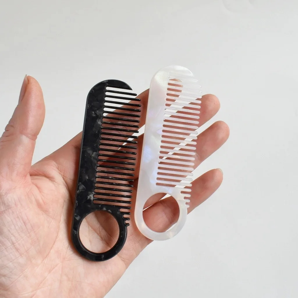 Hanging Hole Comb Pocket Size Anti-Static Comb Detangling Comb Eco-Friendly For Home Use Commuting Dressing Table