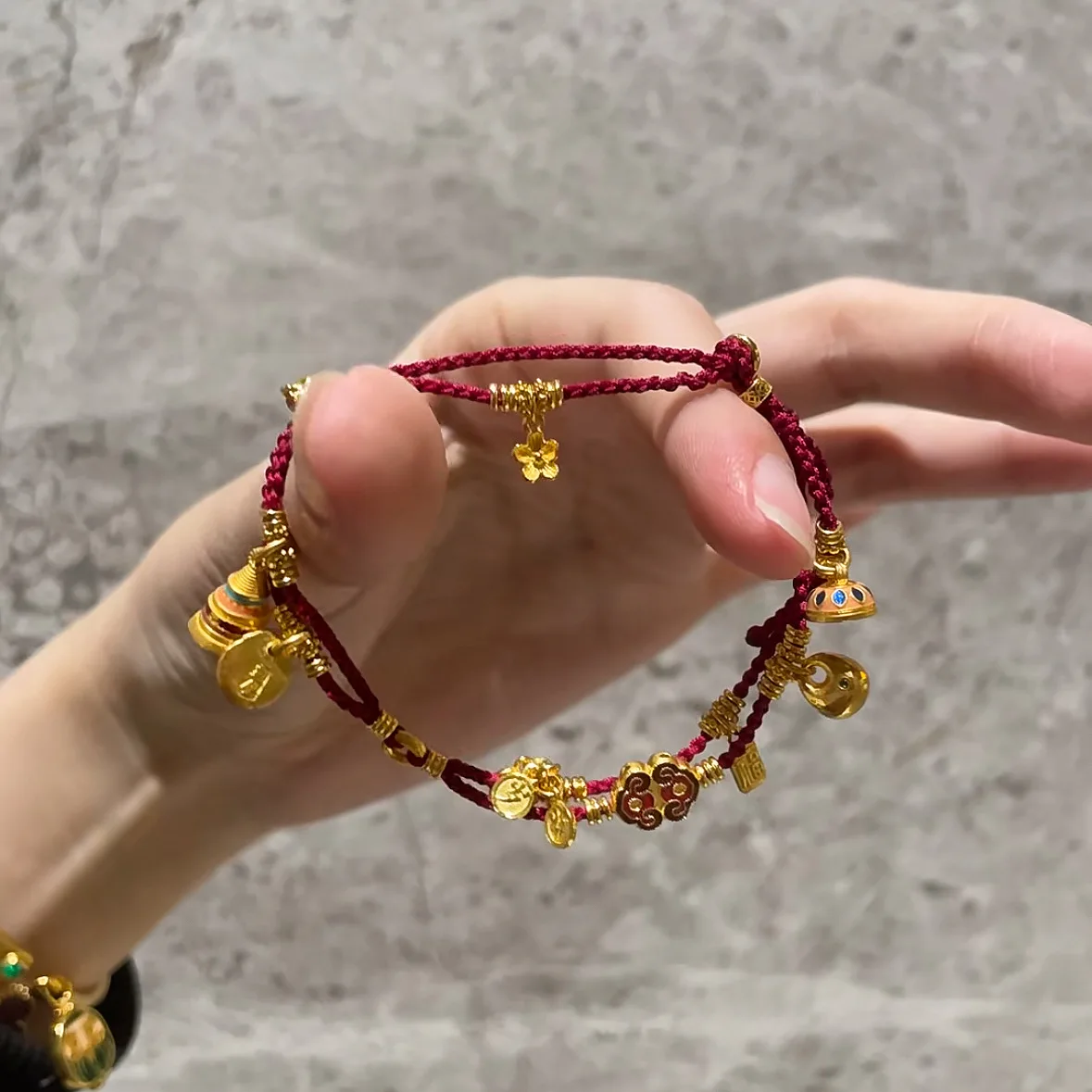 

2026 24K Gold Plated Double Layer Bracelet for Women Long Color Retention Vintage Palace Style Enamel Auspicious Cloud Light Lux