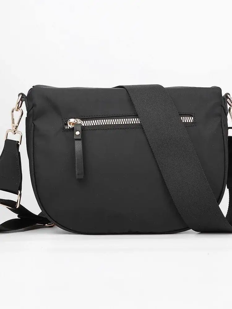 adjustable-removable-strap-nylon-crossbody-bag-fashionable-unbranded-2015-model-from-china-suitable-for-men-and-women