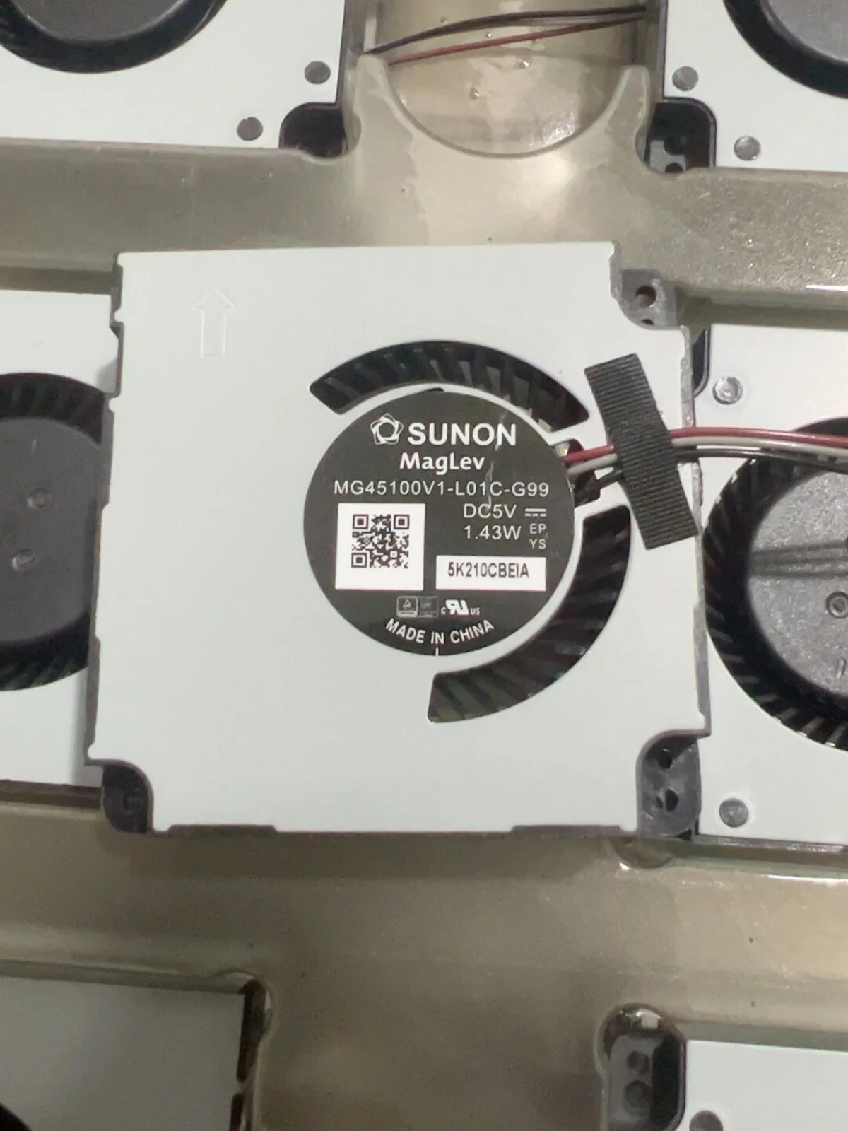 

Оригинальный вентилятор охлаждения проектора MG45100V1-L01C-G99 5 В 1,43 Вт 4510