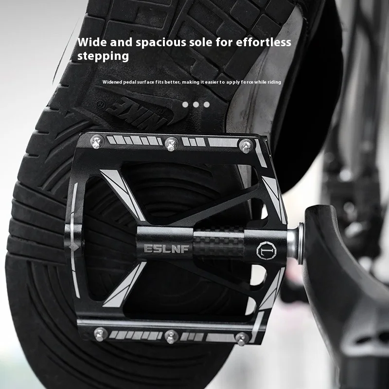 

Mountain self-propelled road bike pedal board Triplein carbon fiber medium tube lightweight pedal cycling equipment