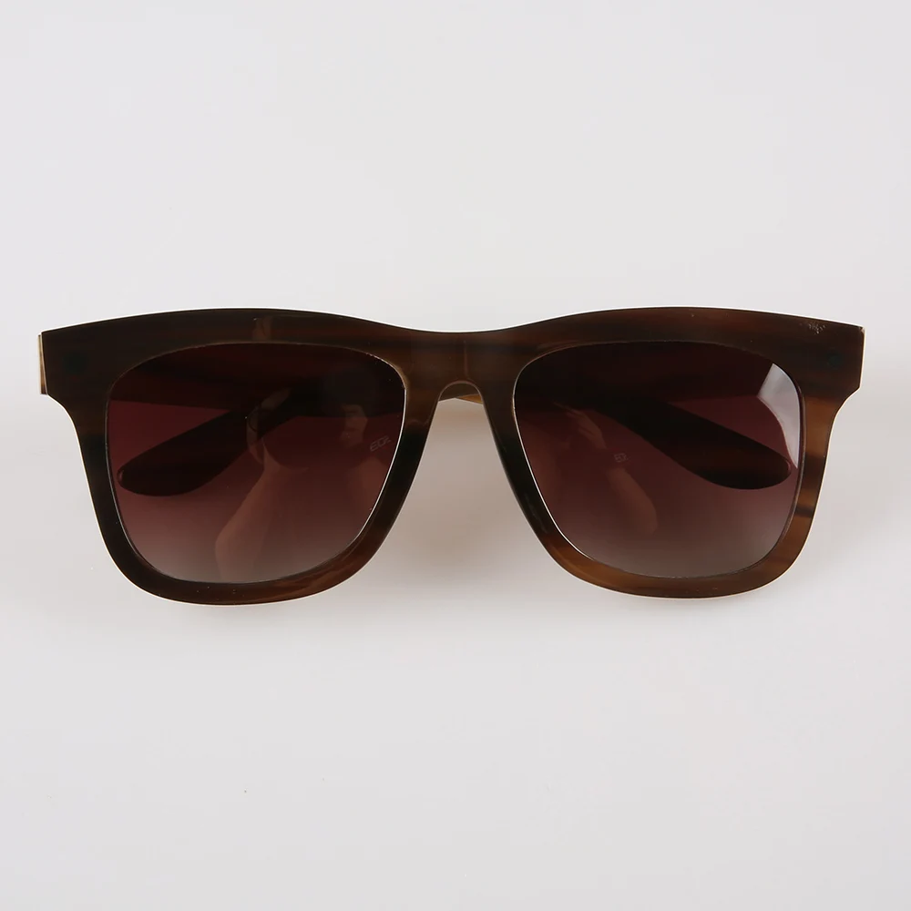 

2023 New Style Stripes Big Size Handmade Buffalo Horn Sunglasses Fashion Vinatge Luxury Eyewear High Quality Glasses