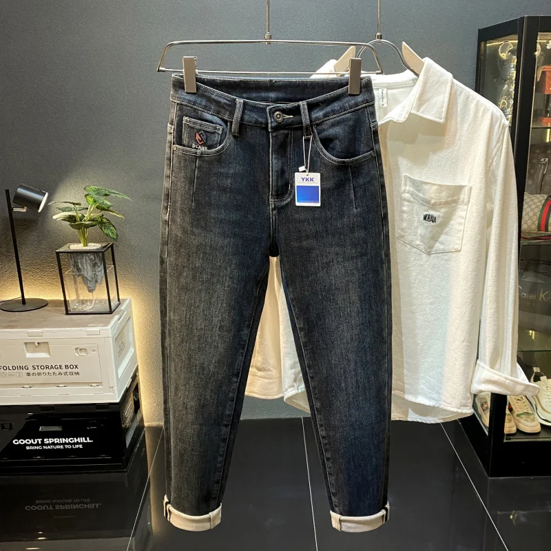

Новые зимние тонкие и толстые джинсовые джинсы для мужчин, приталенный крой, маленькие ноги, флисовые, теплые, повседневные, длинные брюки из эластичного денима.