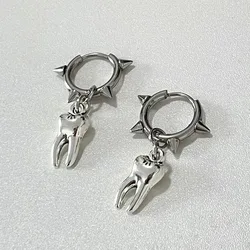 Gioielli gotici orecchini a bottone con denti Grunge Rock accessori Charms orecchini a cerchio per le donne orecchini Punk moda coreana