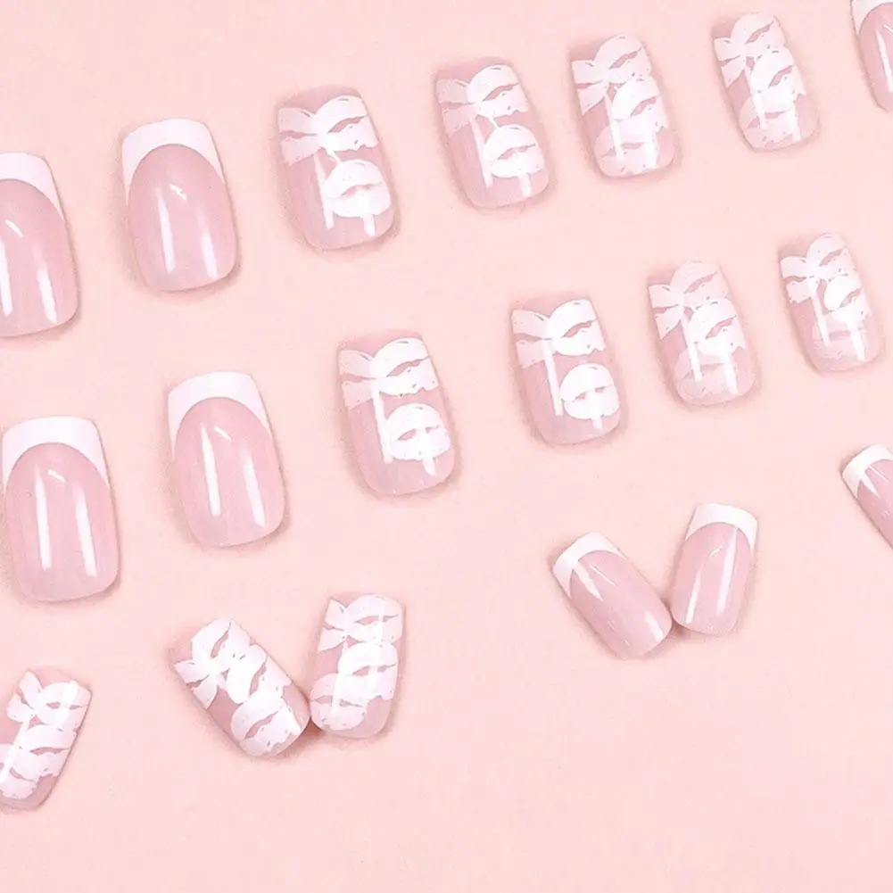 24Pcs Short Square False Nails French White Edge Fake Nials Silver Flame Full Cover Press On Nails Detachable Ballerina Nail Tip