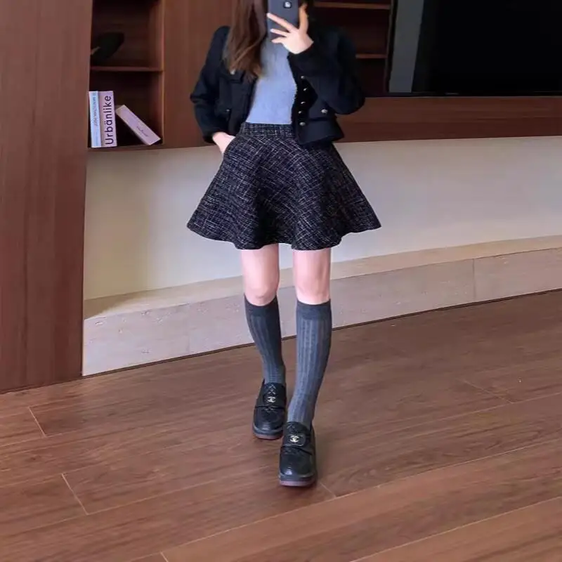 Geruite rok Dames Hoge taille Minimalistisch Modieus Kantoorkleding Veelzijdige rok Broek Herfst Winter Korte rok Leuke nieuwe stijl