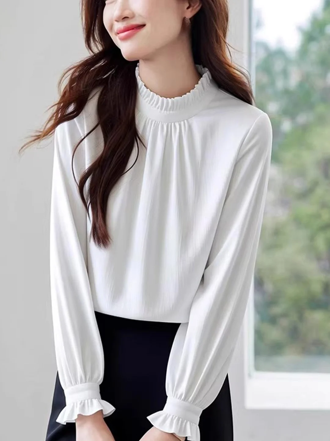 

French Sle Loose Long Sve irt Women's Early Spring 2026 New Stand Collar Wooden Lace Top Slimming Ele Top