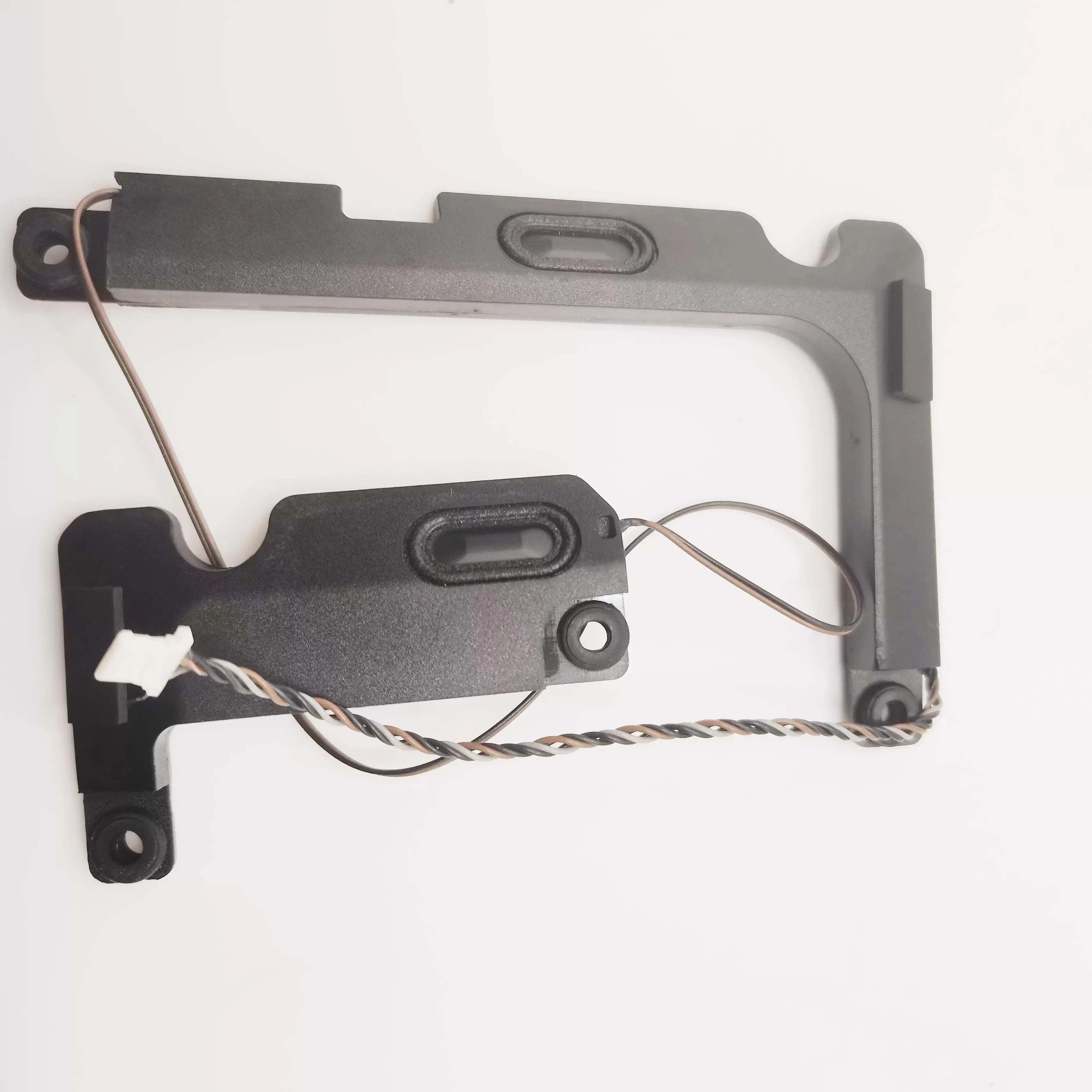 لآيدا باد لينوفو، مكبر صوت S145-15IWL 15API 15ast v15-ada