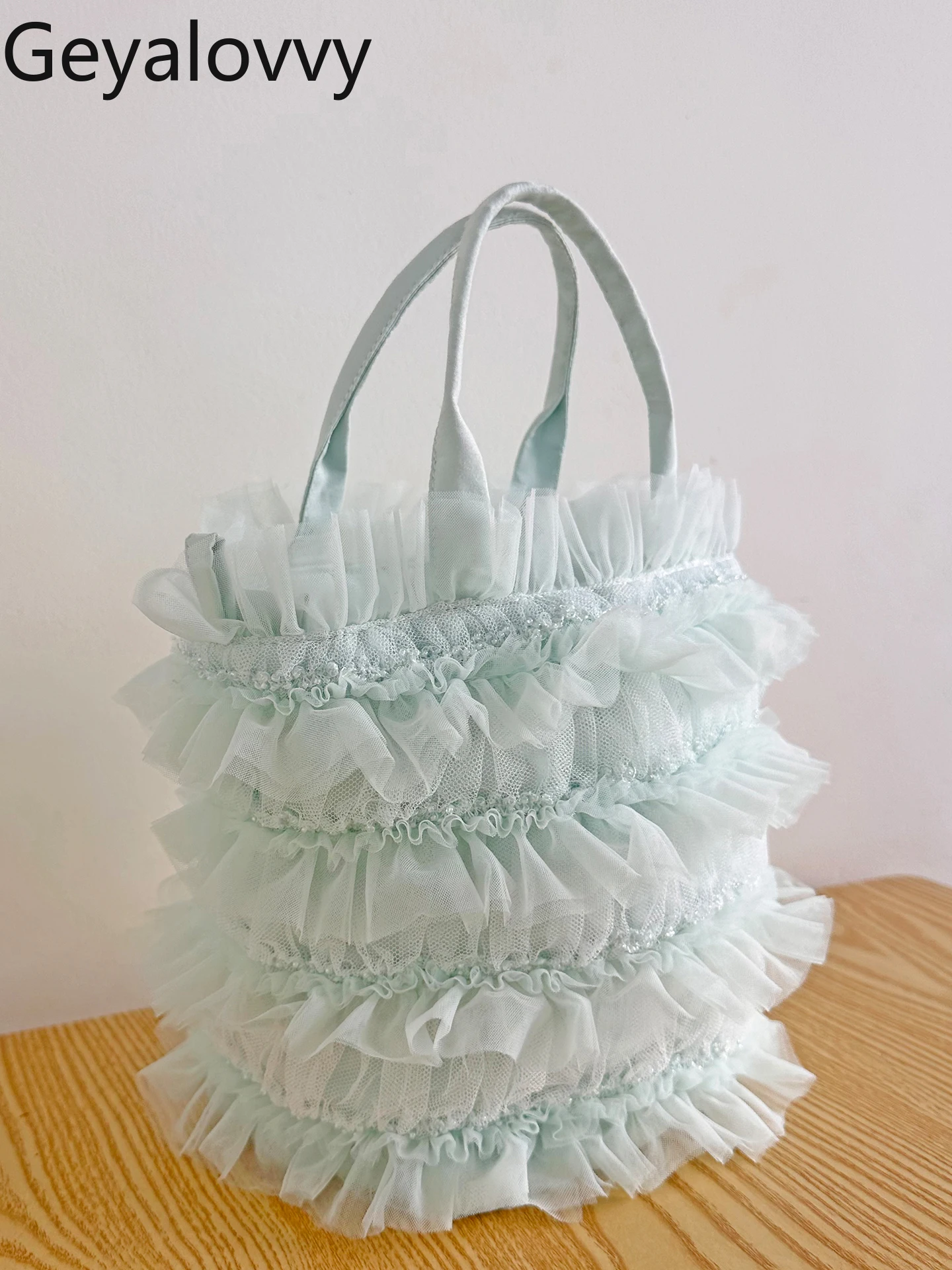 

2025 New Hand Bags Versatile Light Green Mesh Pleated Cake Casual Handbag Sweet Messenger Bag Fashion Handbags for Women