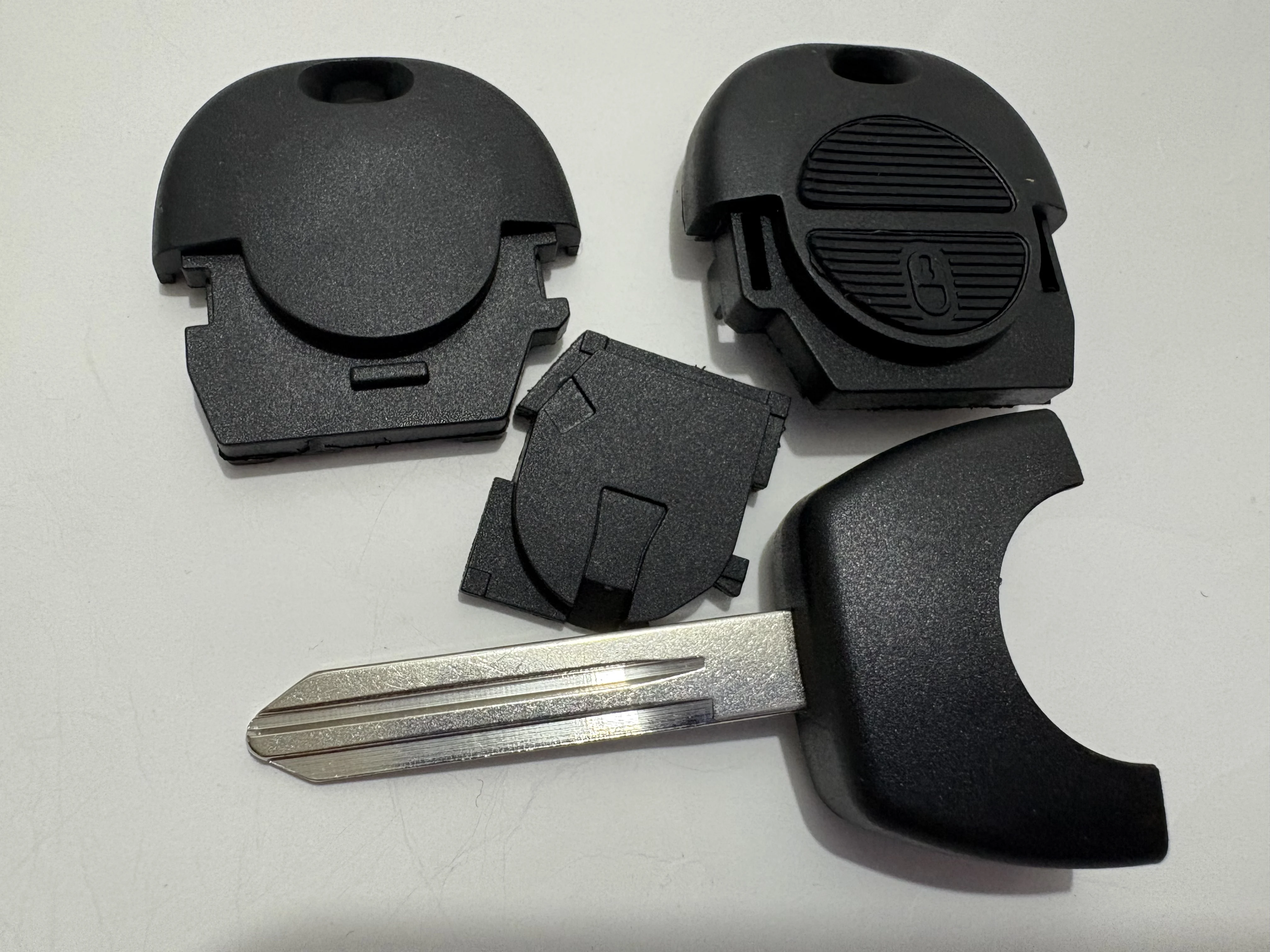 لنيسان ناتس 2 زر المطاط بعيد مفتاح فوب حالة المرية ميكرا الدوري X-TRAIL لا شعار البلاستيك قذيفة سيارة الملحقات أجزاء