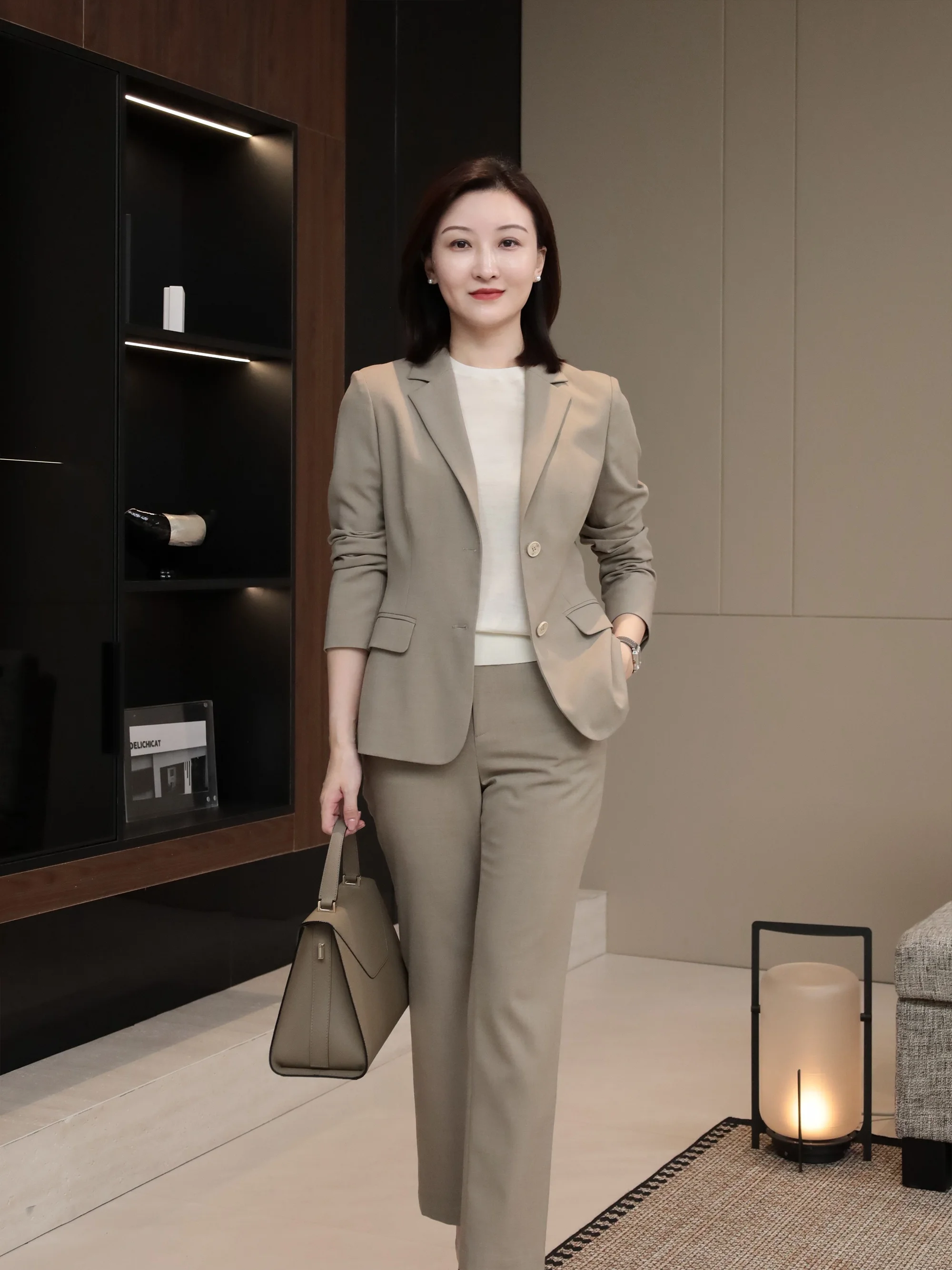 

Ele mat Suit Set CHI lectual Classically Tailored Long Sve Waist-Cinching oulder-Length Jaet