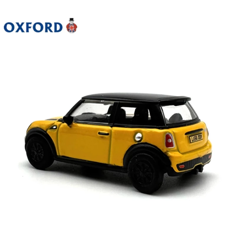 OXFORD Diecast Schaal 1:76 Nieuwe Mini Gele Legering Model Auto Eindproduct Ornament Simulatie Speelgoed Collectie Statisch Model