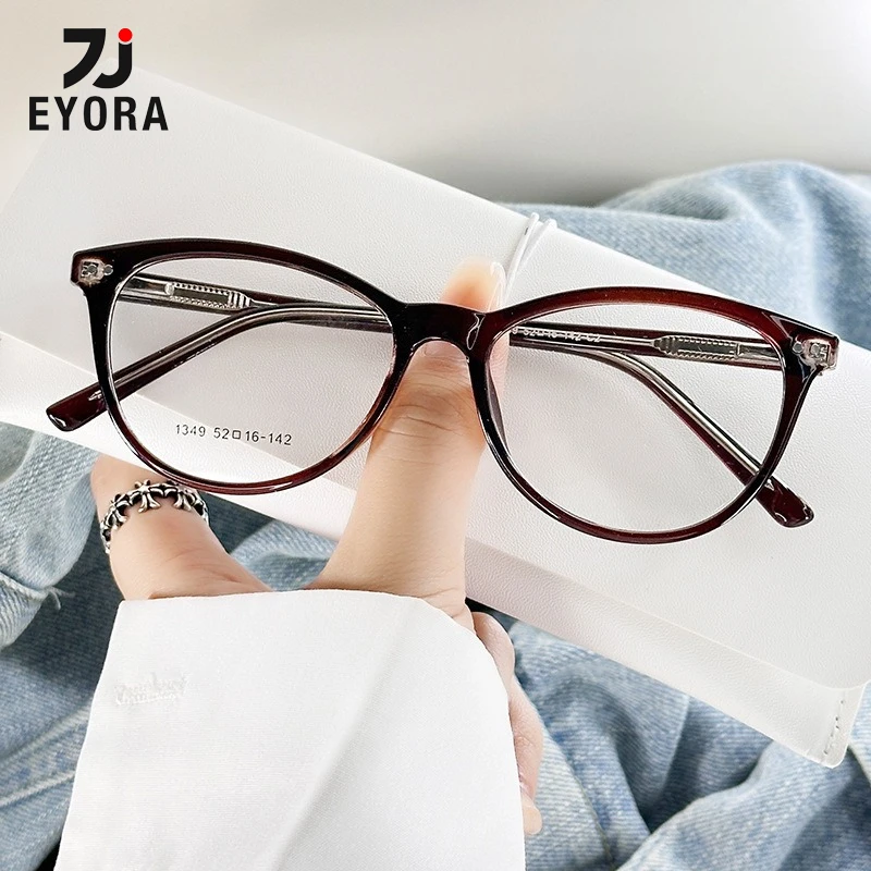 

EYORA Ultralight Cat Eye Vintage Reading Glasses Anti Blue Light Myopia and Hyperopia Photochromic Prescription Eyewear Lens