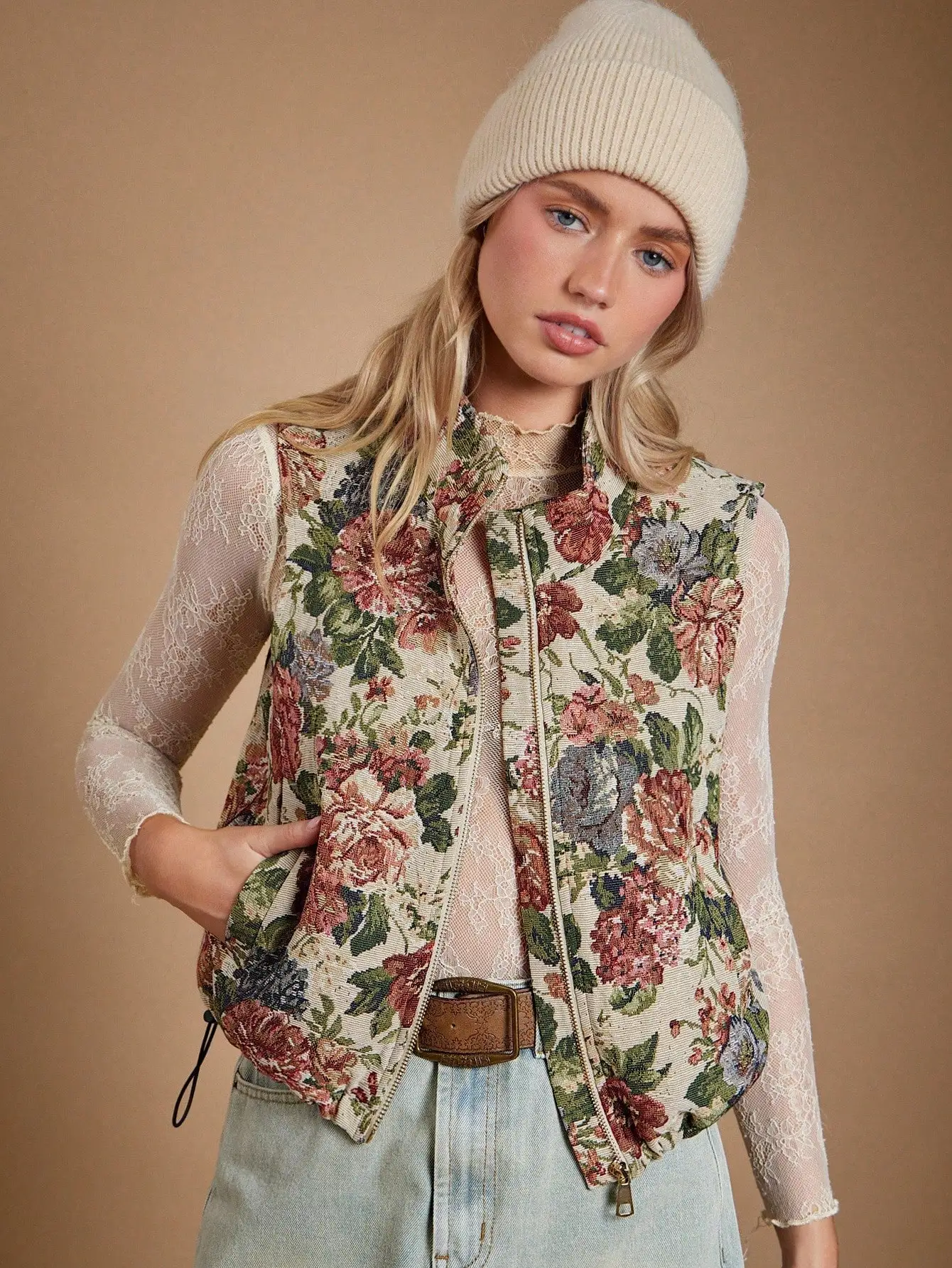 

WESTFADE Floral Tapestry Jacquard Funnel Neck Zipper Front Toggle Sides Sleeveless Vest Cute Fall Jackets, Autumn, Winter