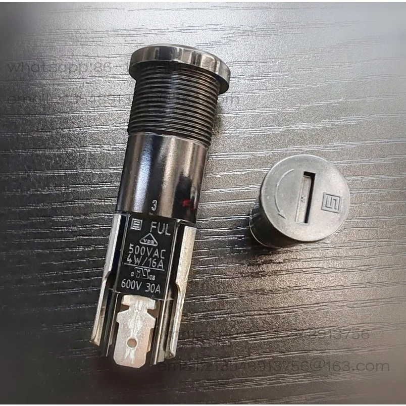 1 piece price, high current and high power fuse holder 0031.2304 0031.2308 spot quick delivery