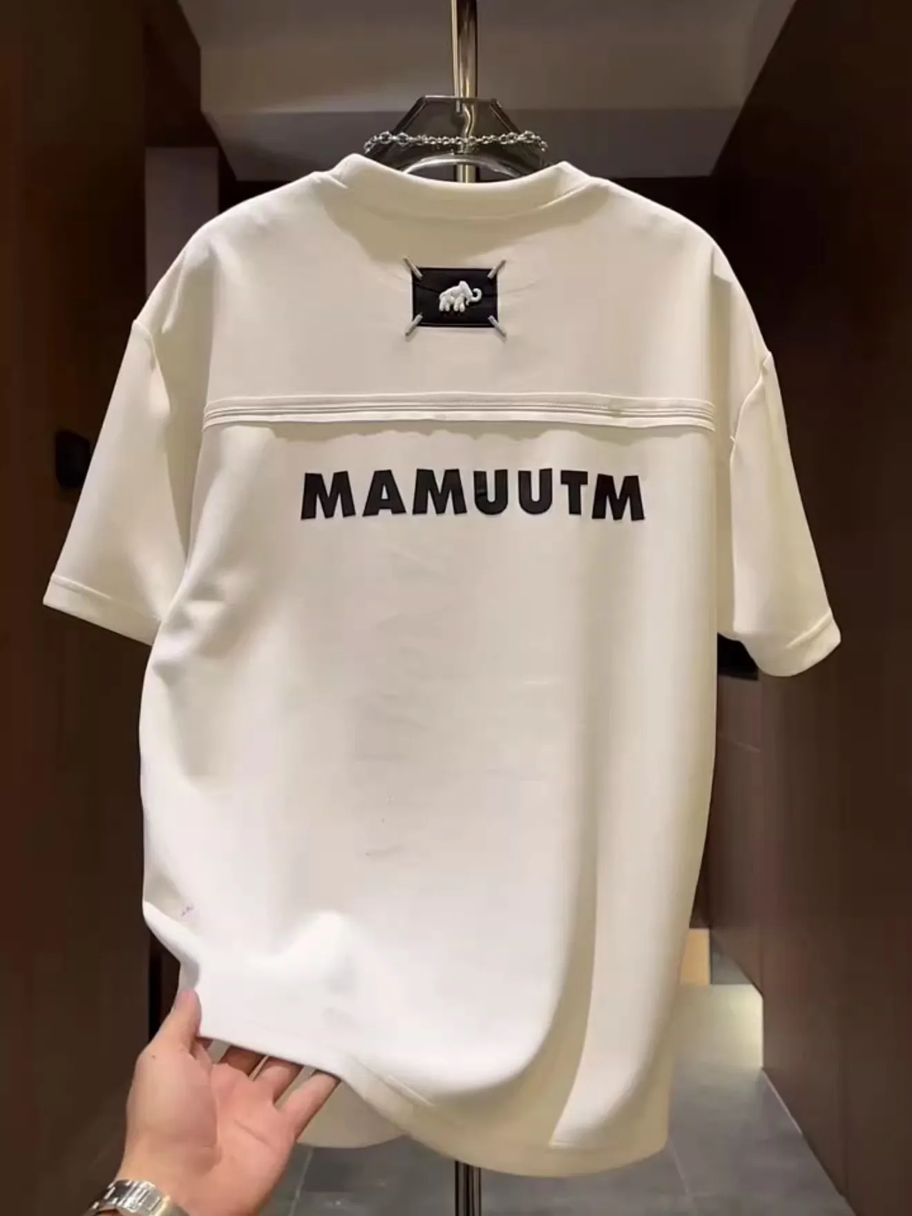 

Новая мужская футболка 2026 года с коротким рукавом, с буквенным принтом, повседневная, универсальная, летняя, модная, дышащая, приятная к телу, с круглым вырезом