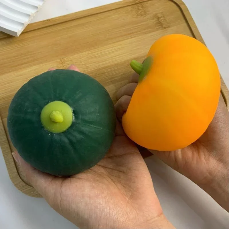 Kürbis-Quetschspielzeug, langsam aufsteigender Stressball zur Angstlinderung, niedliche Kürbis-Fidget-Sensorikspielzeuge für Erwachsene und Kinder, Spaß für die ganze Familie