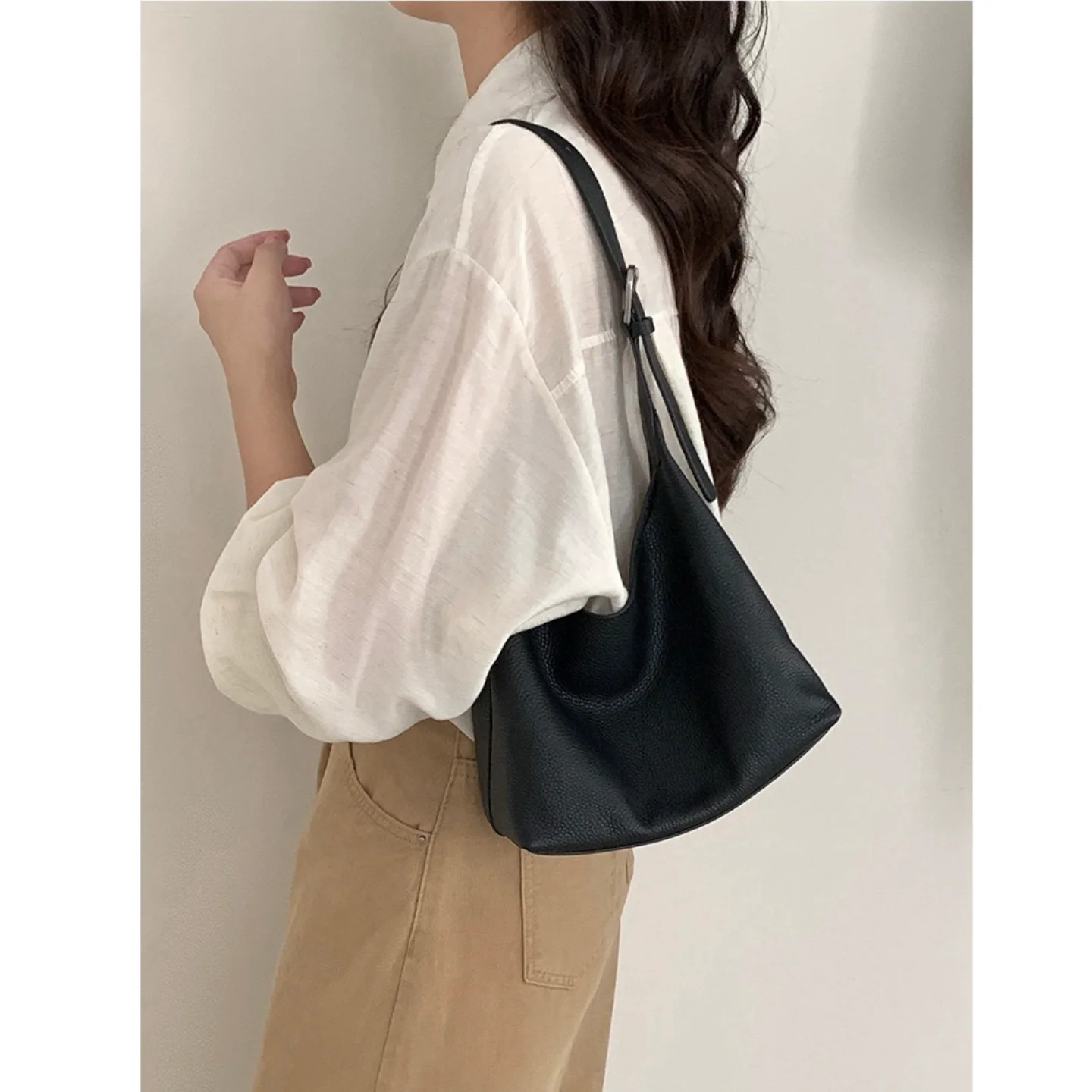 

Soft Leather Tote Bag Casual Commuter Single oulder Bag Vintage Real Leather Crossbody Bag Women's Underarm Bag 2025 New