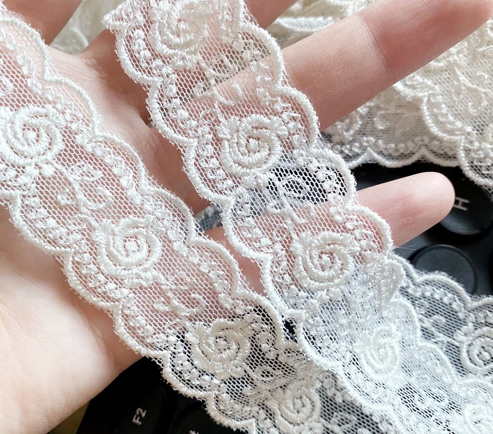 5yards/lot 2.3cm Black/White/beige Rayon/coton Crocheted Edge Rose Embroidered Mesh Lace Trim Handmade Decoration Accessory X419