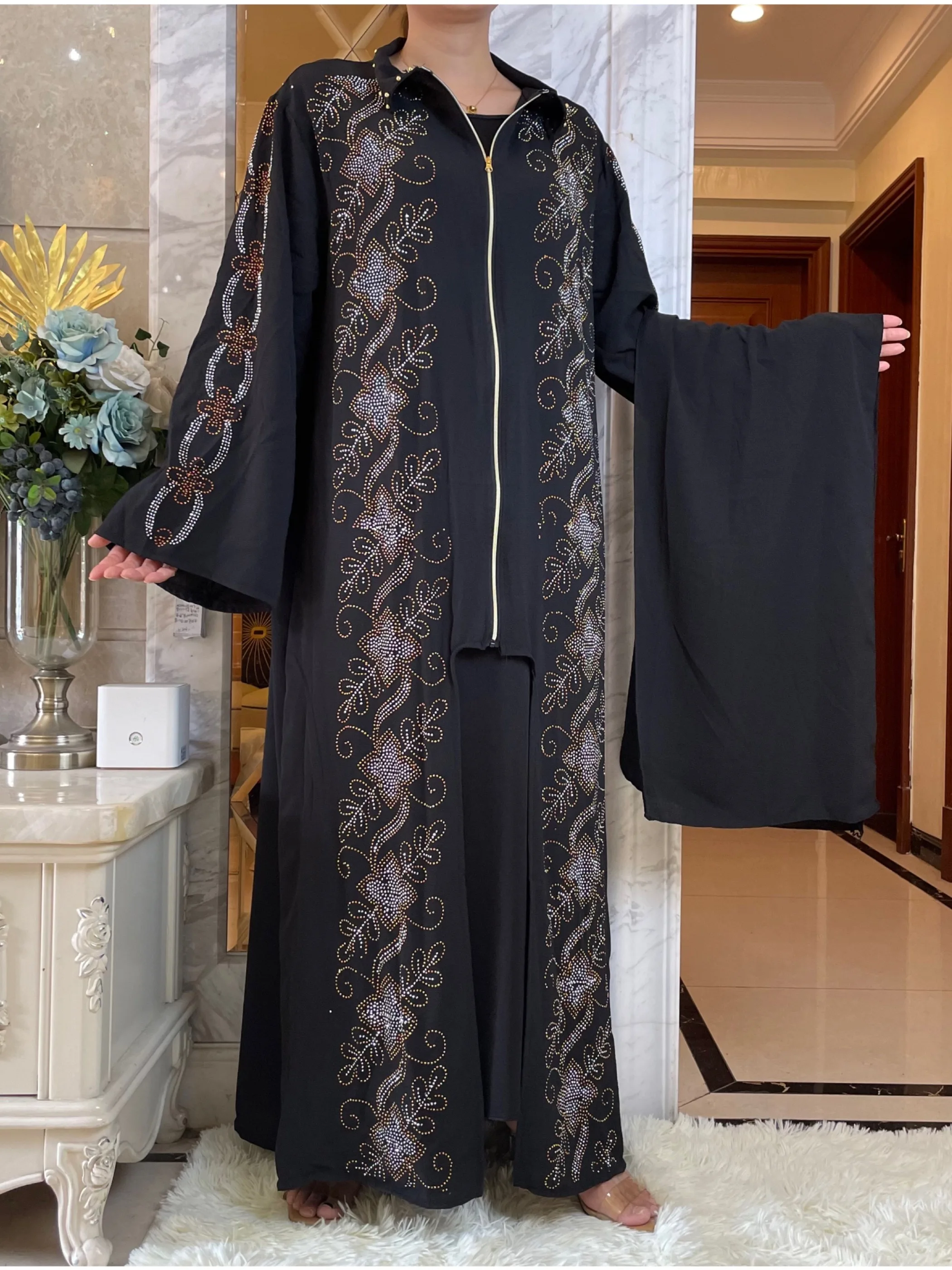 New African Muslim Zipper Dress Women Eid Autumn Abaya Middle Long Sleeve Robes Fashion Diamond Ladies Muslim Wear Ramadan Party