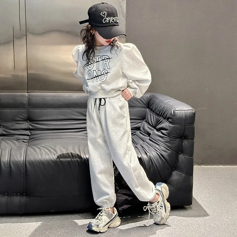 Girls' Spring Sweater Set 2024 New Fashion Casual and Fashionable Girl Loose Letter Sweater and Pants Set