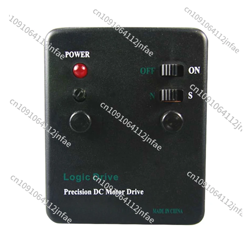 

Одноосный моторный привод Celestron93514 R/A для AstroMaster и PowerSeeker (для экваториальных креплений Celestron EQ1 CG2 CG3)