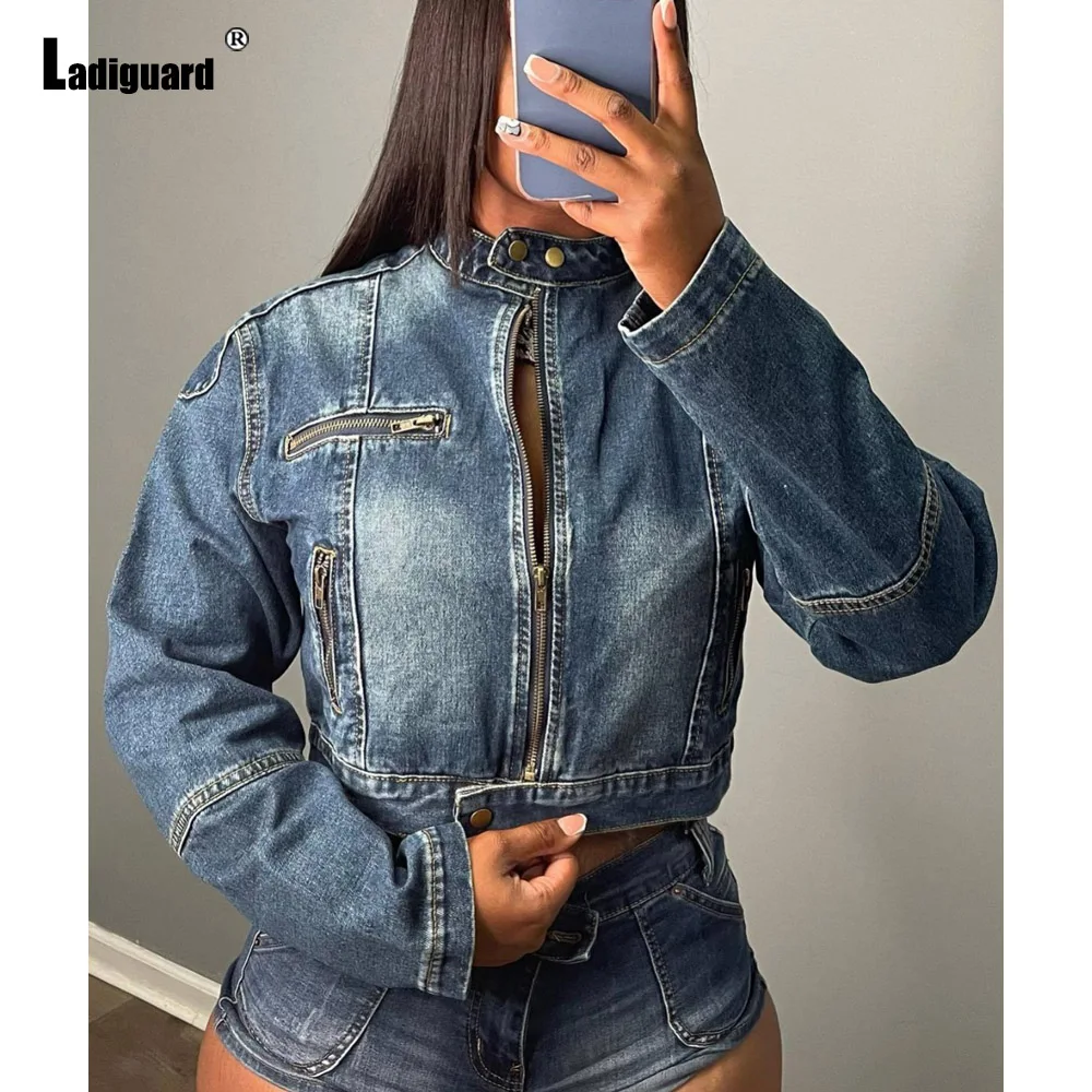 Ladiguard 2025 مثير زر الدنيم مجموعة تي شيرتات قصيرة للأطفال النساء موضة جان الستر والسراويل القصيرة السيدات خمر زمم قطعتين مجموعات جديد #3