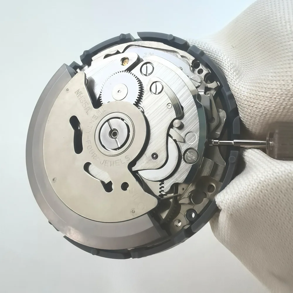 حركة ميكانيكية أوتوماتيكية يابانية NH35 - 24 جوهرة، دقة عالية، التاريخ عند الساعة 3:00، قطع غيار حركة الساعة ذاتية الملء