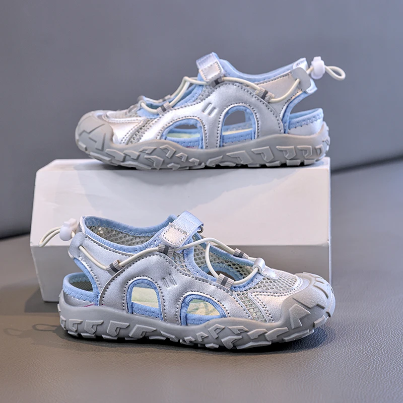 

Lightweight Non Bulky Toddler Sneakers, Slim Streamlined Body Anti Slip Shoes Avoid Heavy Burden for Young Kids All Day Play